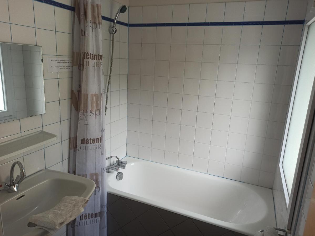 La Pierre Blanche Hotell Luzenac Eksteriør bilde